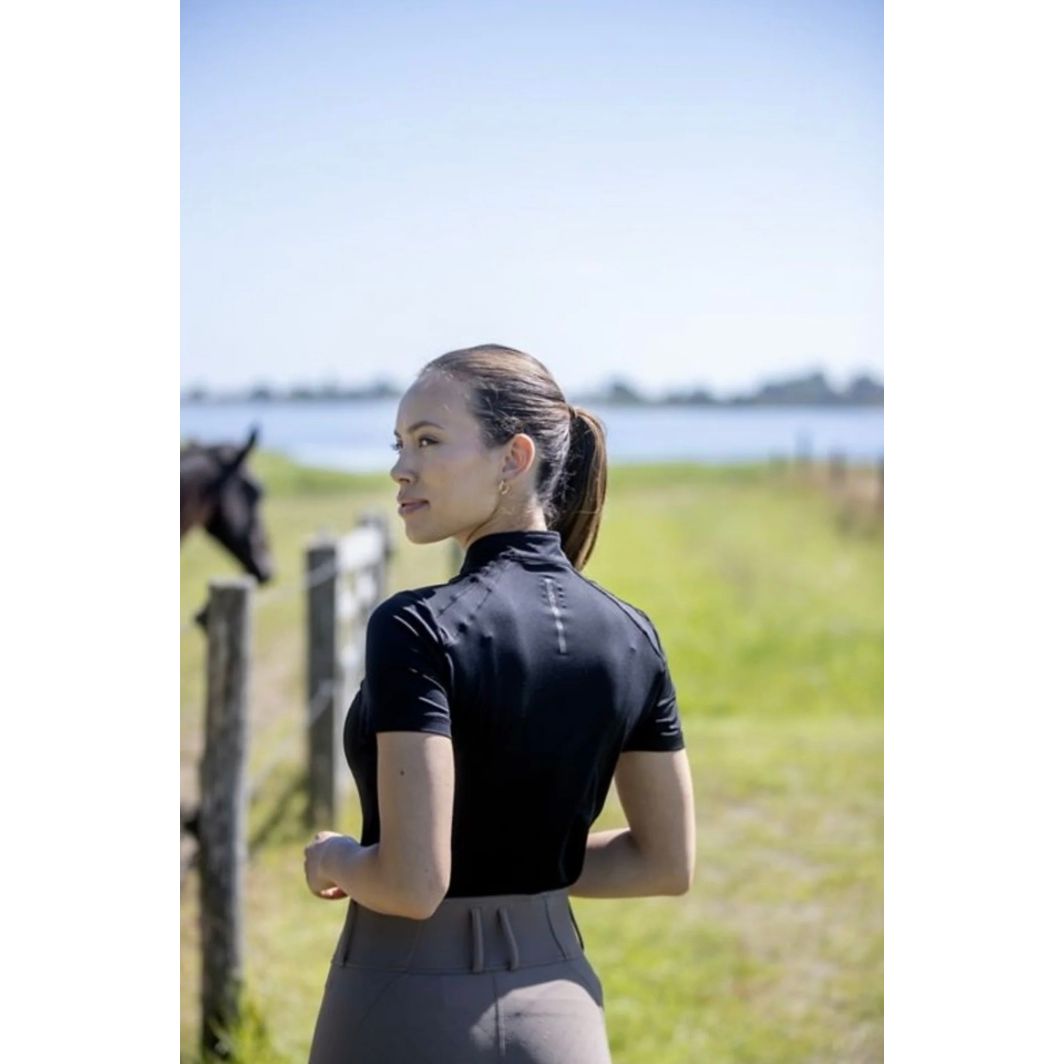 Catago Women's FIR-TECH Quarter Zip Short Sleeve Top image 2