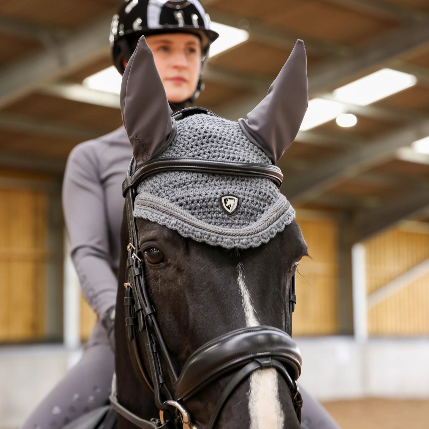 ARMA Eltar Jump Saddle Pad & Fly Hood Set – Technical Match for Style & Performance