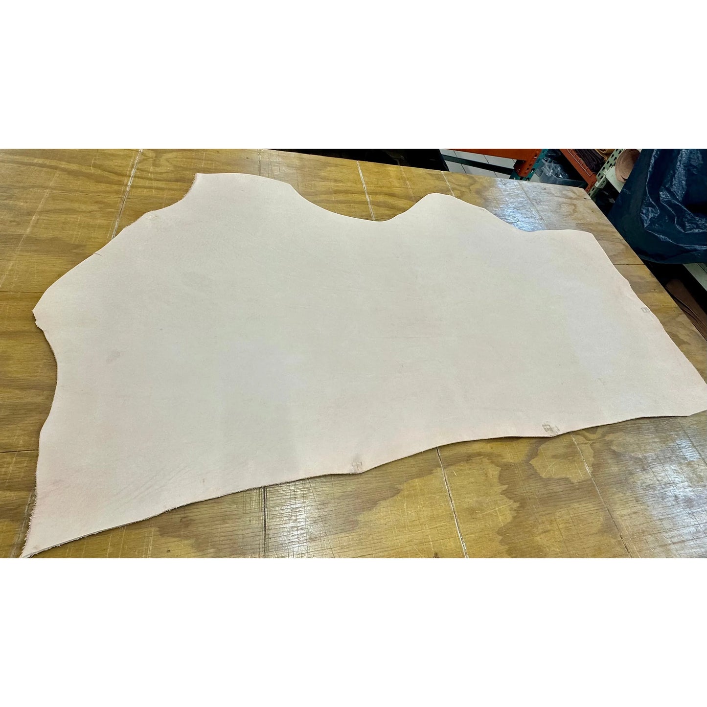 Vegetable Tanned Leather Side - 2/3, 3/4 & 4/5 oz - Sold by the Square Foot