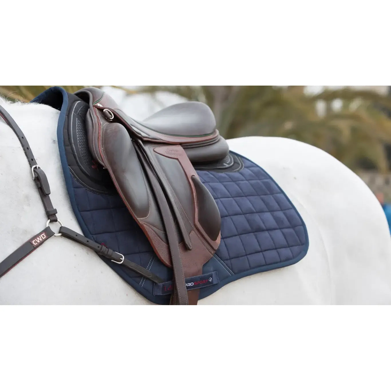 LeMieux X-Grip Silicone Eurojump Square Saddle Pad – Navy