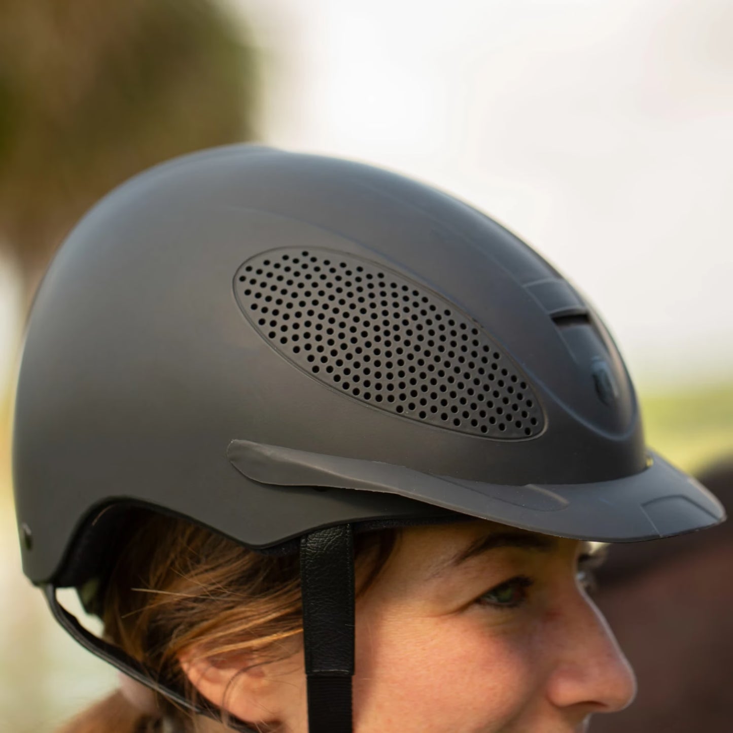 Casco de Equitación Equinavia Crown MIPS®