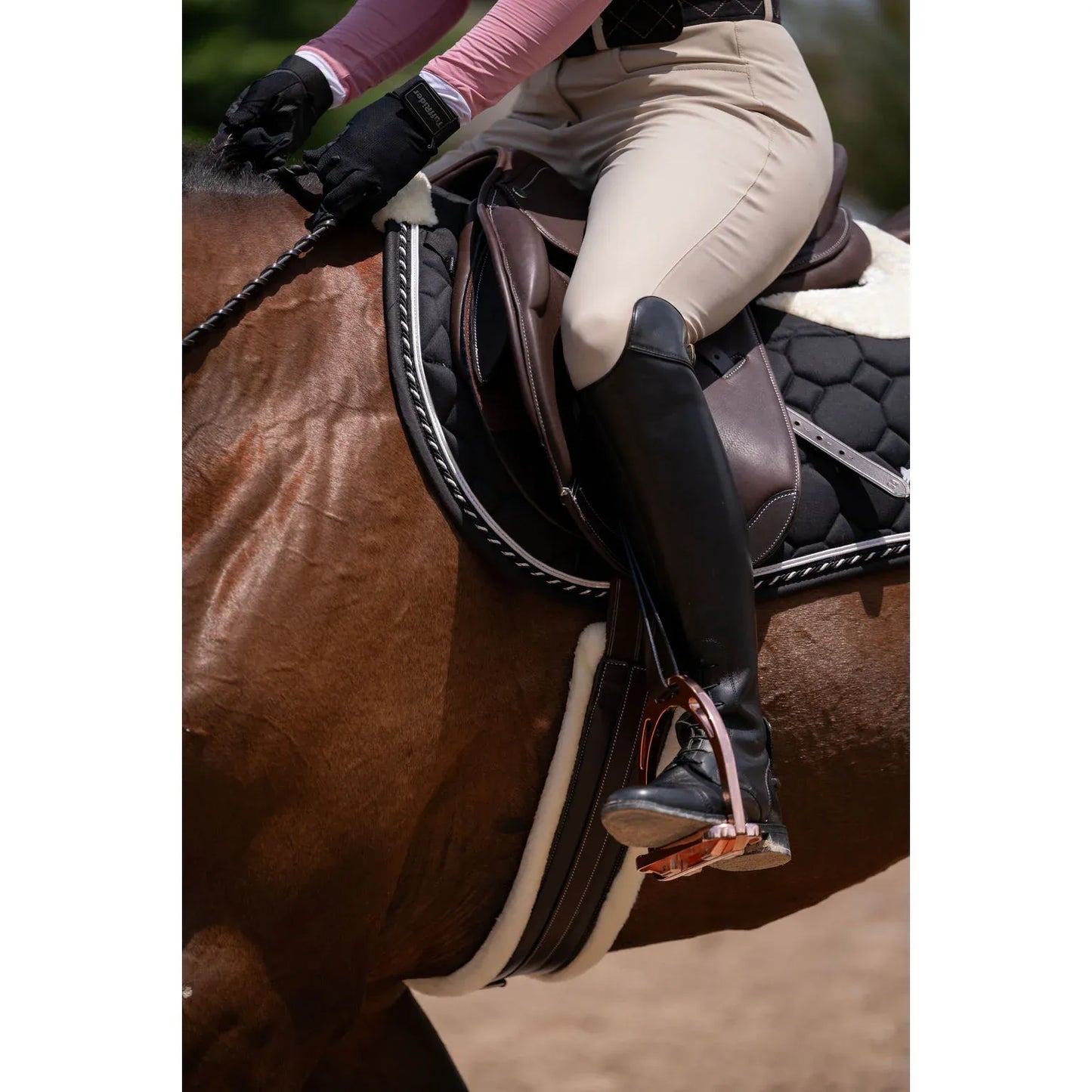 Silla de Montar Henri de Rivel Equipe Covered Close Contact IGP – Panel Flocado (Habana)